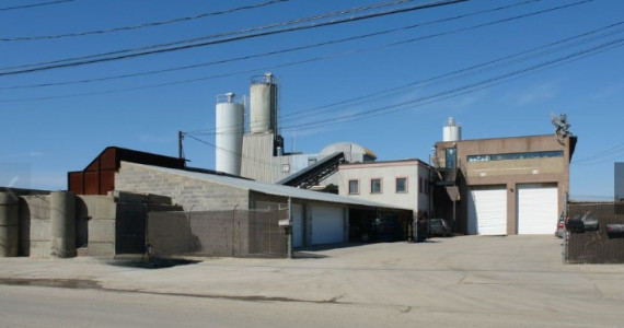 45 S 4th St, Bay Shore Industrial Space For Lease