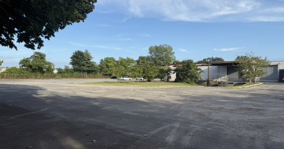 505 Acorn St, Deer Park Industrial Property For Sale Or Lease