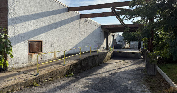 505 Acorn St, Deer Park Industrial Property For Sale Or Lease