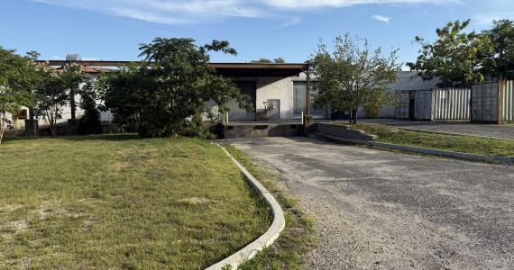 505 Acorn St, Deer Park Industrial Property For Sale Or Lease