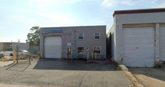 582 Brook St, Garden City Industrial Space For Lease
