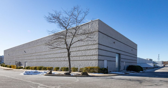 585 Johnson Ave, Bohemia Industrial Space For Lease