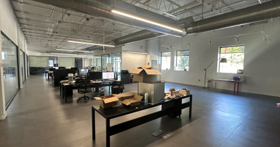 590 Oak St, Copiague Industrial/Manufacturing Property For Sale