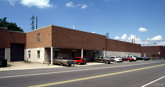 61-65 Commercial Ave, Garden City Industrial Space For Lease