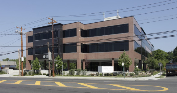 611 Northern Blvd, Great Neck Med Office Space For Lease