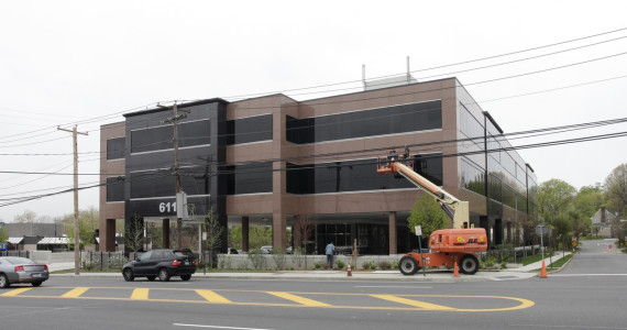611 Northern Blvd, Great Neck Med Office Space For Lease