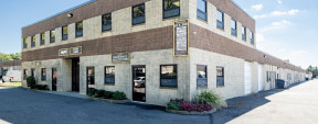 62 S 2nd St, Deer Park Industrial Space For Lease