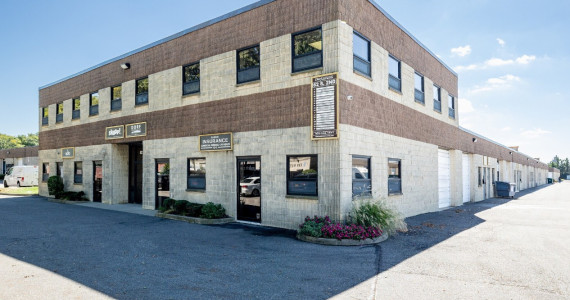 62 S 2nd St, Deer Park Industrial Space For Lease