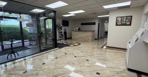65 Davids Dr, Hauppauge Industrial Space For Lease