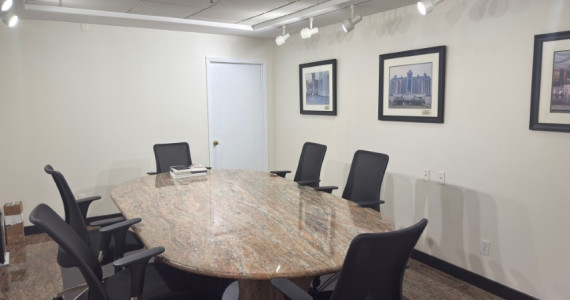 65 Davids Dr, Hauppauge Industrial Space For Lease