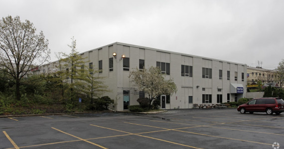 6801 Jericho Tpke, Syosset R&D/Office Space For Lease