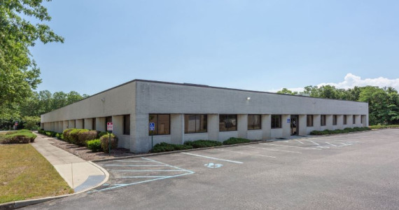 760 Koehler Ave, Ronkonkoma Industrial/R&D Space For Lease
