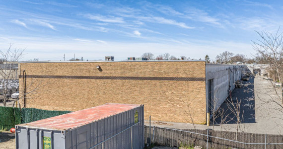 77 Bloomingdale Rd, Hicksville Industrial Space For Lease