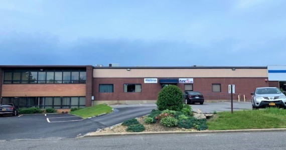 80 Skyline Dr, Plainview Industrial/R&D Space For Lease