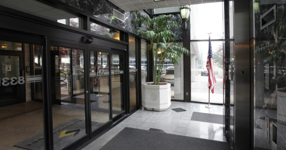 833 Northern Blvd, Great Neck Med Office Space For Lease