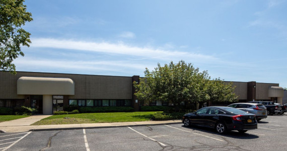 85 Air Park Dr, Ronkonkoma Industrial Condo For Lease