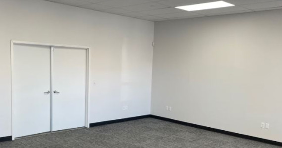 85 Hoffman Ln, Islandia Industrial Space For Lease