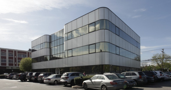 875 Old Country Rd, Plainview Office Space For Lease