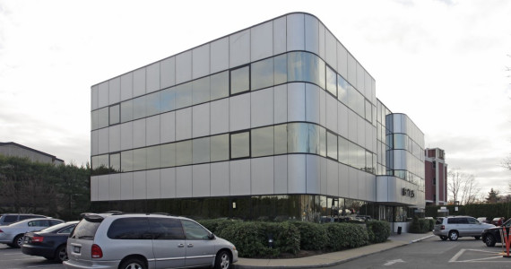 875 Old Country Rd, Plainview Office Space For Lease