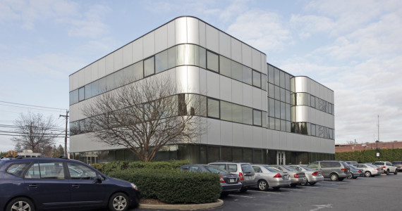 875 Old Country Rd, Plainview Office Space For Lease