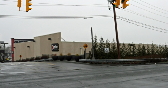 900 Old Country Rd, Garden City Office Space For Lease