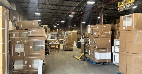 910 N Wellwood Ave, Lindenhurst Industrial Space For Lease