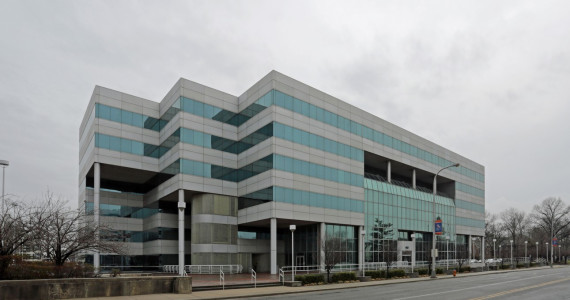 990 Stewart Ave, Garden City Office Space For Lease