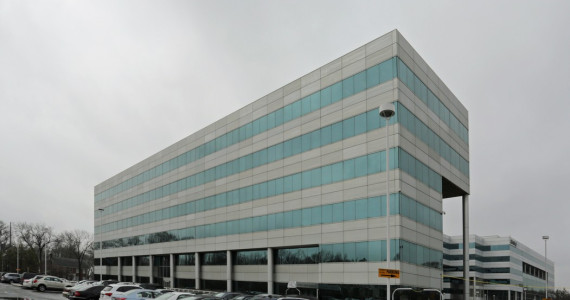 990 Stewart Ave, Garden City Office Space For Lease