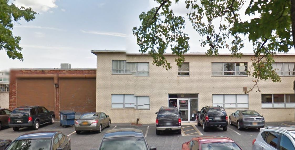 660 Cantiague Rock Rd, Jericho-01